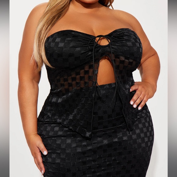 Two-Piece Checkered Black Strapless Set - Picture 15 of 16